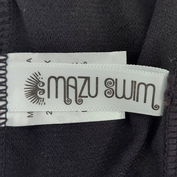 Mazu Swimwear High-Neck Tankini Top - Picture 8 of 10